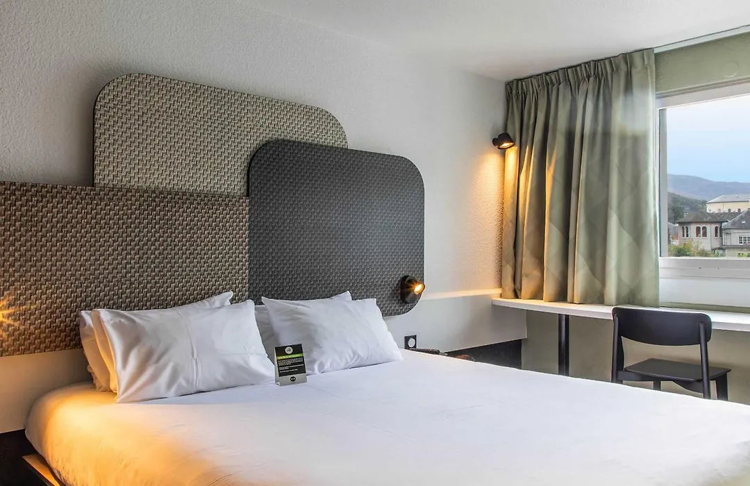 B&B HOTEL Lourdes Centre Gare 3 étoiles-1